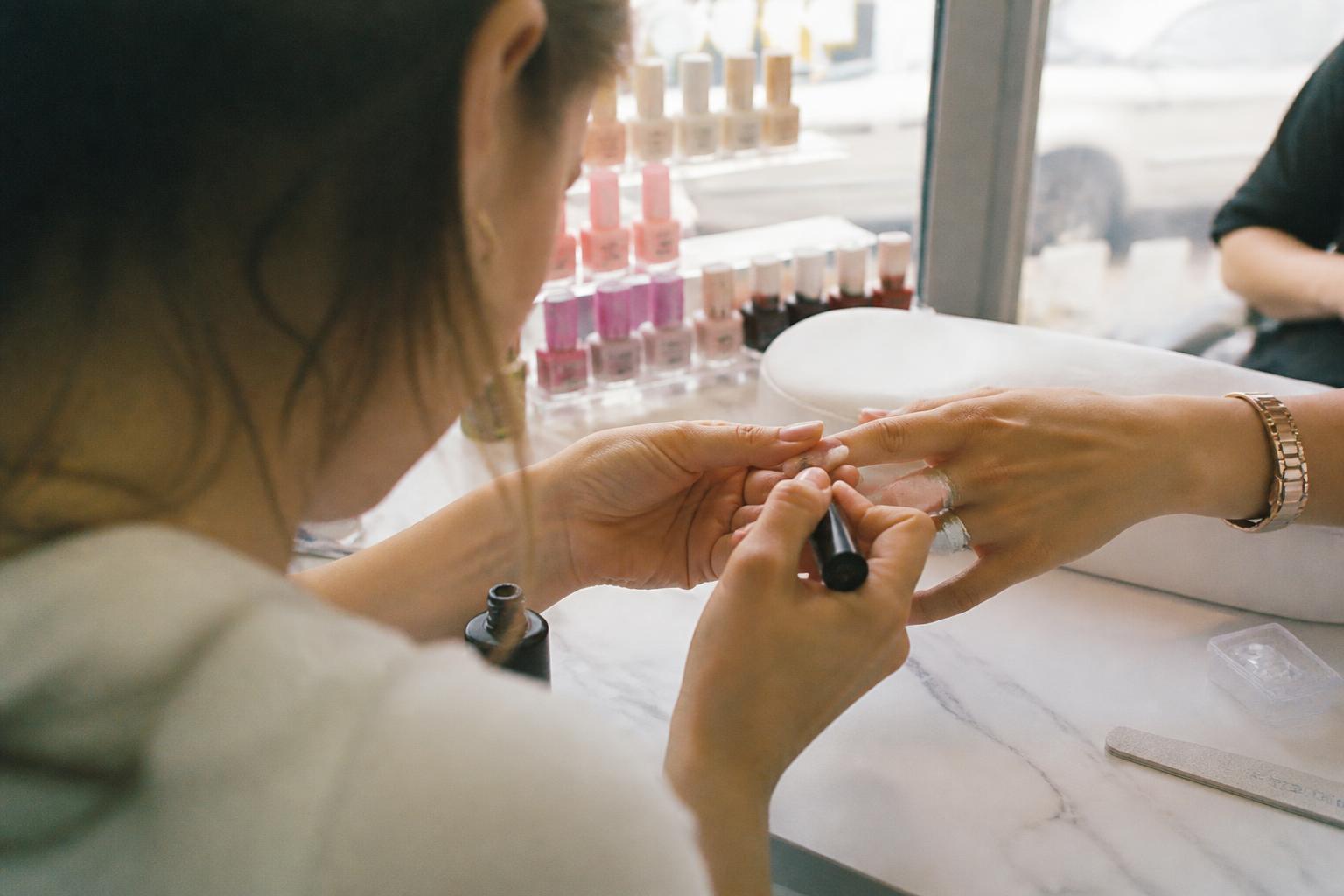 Nail Salon website example — Maison Lacquer